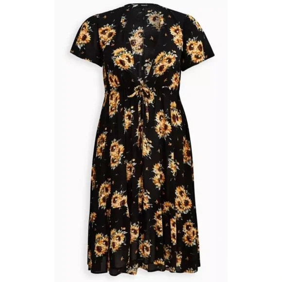 Torrid 5 crepe front tie kimono sunflower pattern - Picture 4 of 4